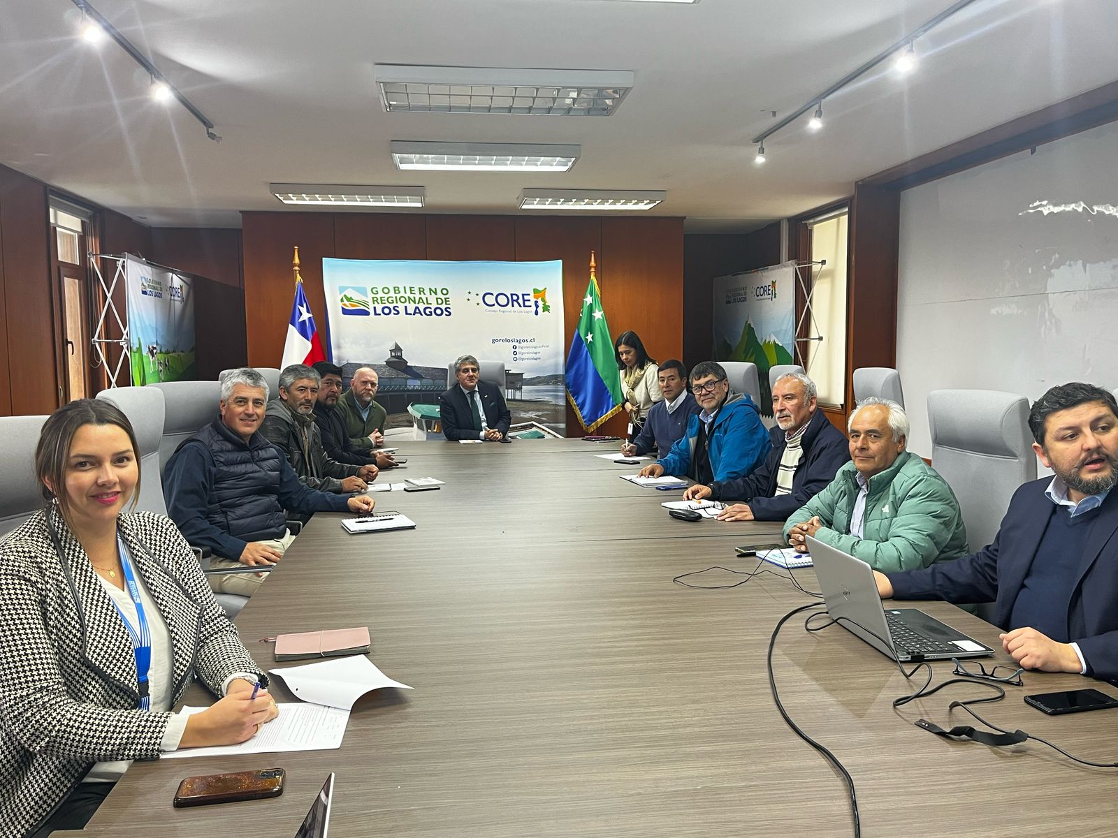 Lee más sobre el artículo Gobernador Regional reafirma compromiso con el desarrollo de la mitilicultura en Los Lagos